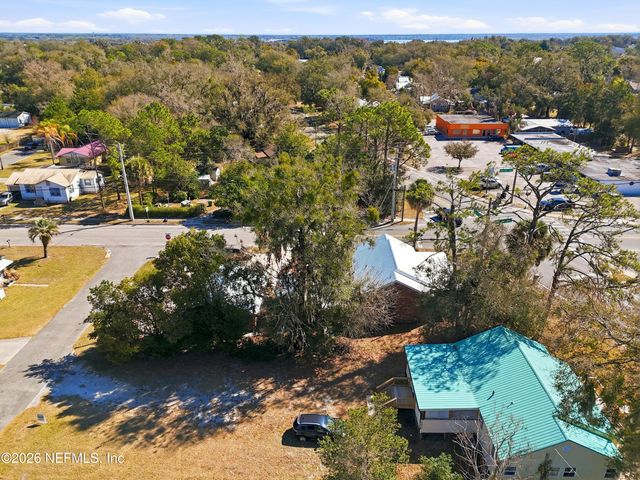 2400 CRILL Avenue, Palatka, FL 32177