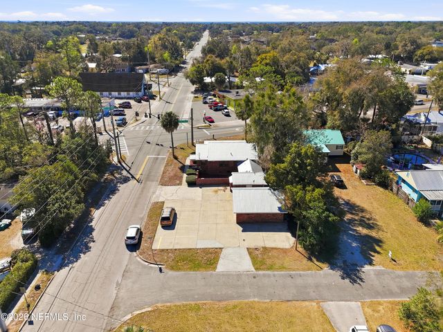 2400 CRILL Avenue, Palatka, FL 32177