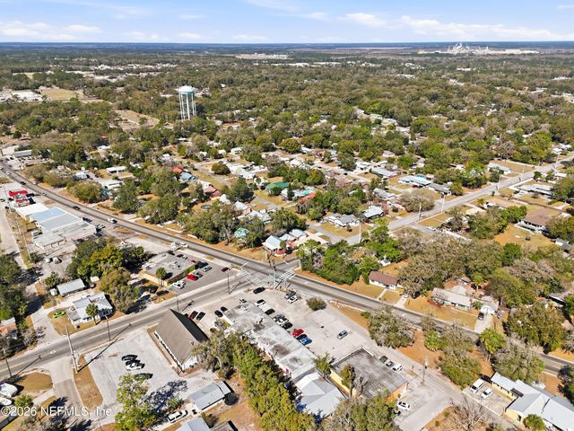 2400 CRILL Avenue, Palatka, FL 32177