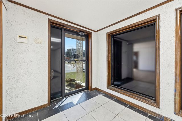 2400 CRILL Avenue, Palatka, FL 32177