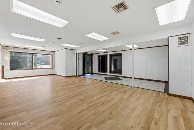 2400 CRILL Avenue, Palatka, FL 32177