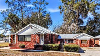 2400 CRILL Avenue, Palatka, FL 32177