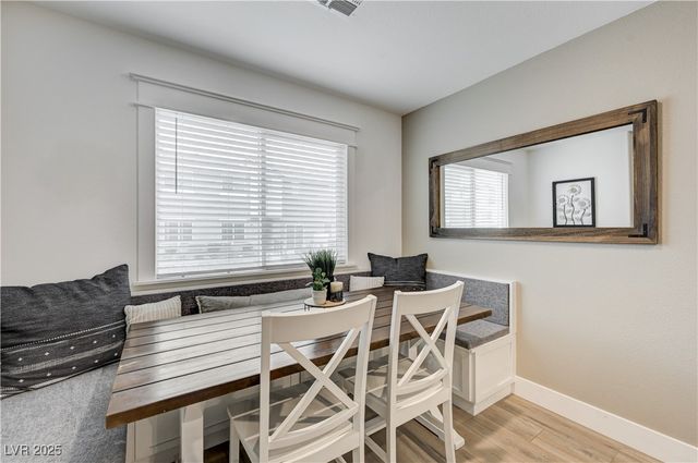 12106 Azure Gate Road 3, Las Vegas, NV 89183