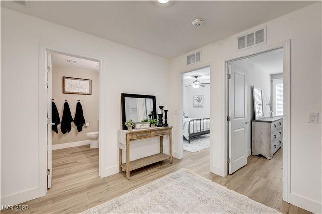 12106 Azure Gate Road 3, Las Vegas, NV 89183