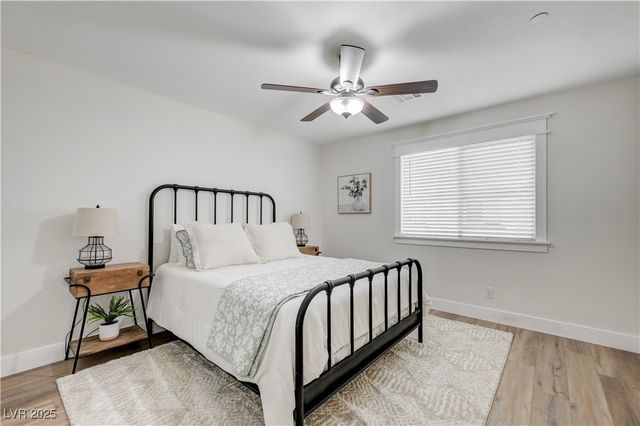 12106 Azure Gate Road 3, Las Vegas, NV 89183