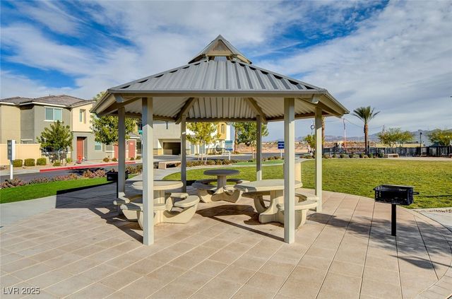 12106 Azure Gate Road 3, Las Vegas, NV 89183