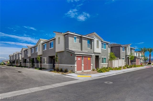 12106 Azure Gate Road 3, Las Vegas, NV 89183