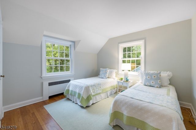 30 Edgewood Rd, Chatham Boro, NJ 07928