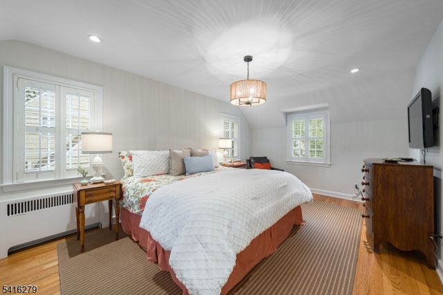 30 Edgewood Rd, Chatham Boro, NJ 07928