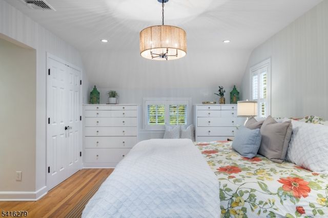 30 Edgewood Rd, Chatham Boro, NJ 07928