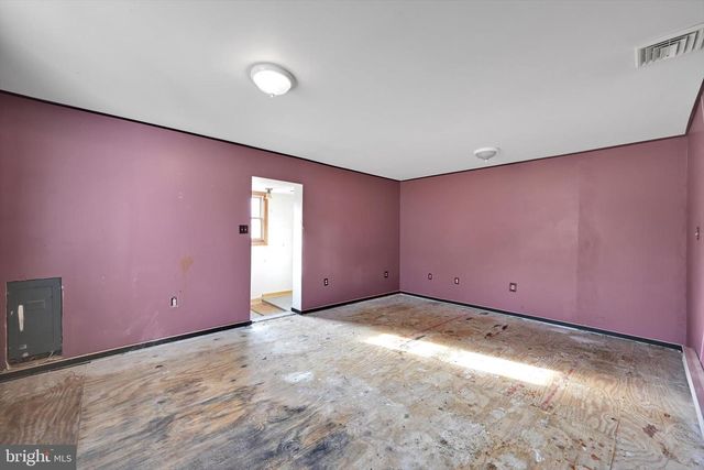 170 S JOHNSON ST, Harrisburg, PA 17112