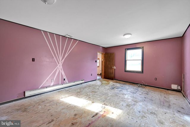 170 S JOHNSON ST, Harrisburg, PA 17112