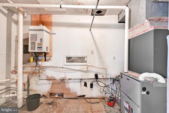 170 S JOHNSON ST, Harrisburg, PA 17112