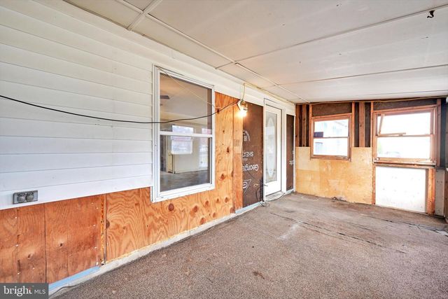 170 S JOHNSON ST, Harrisburg, PA 17112