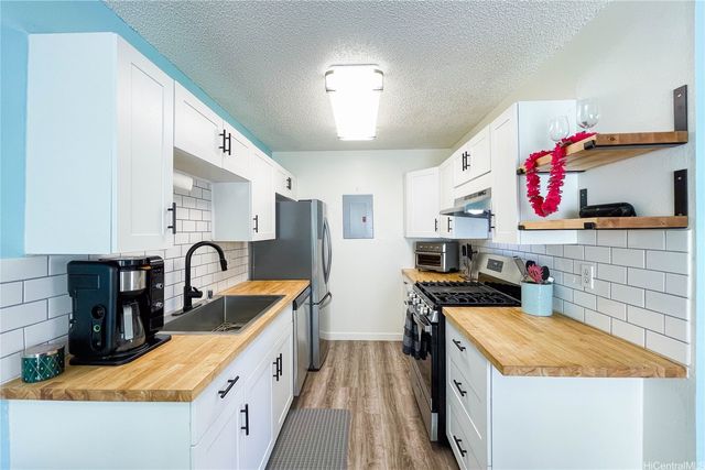 91-1229 Puamaeole Street 25C, Ewa Beach, HI 96706