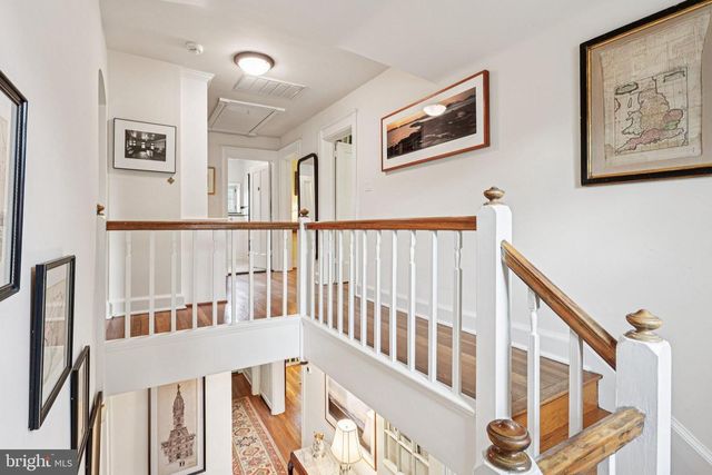 8720 PROSPECT AVE, Philadelphia, PA 19118