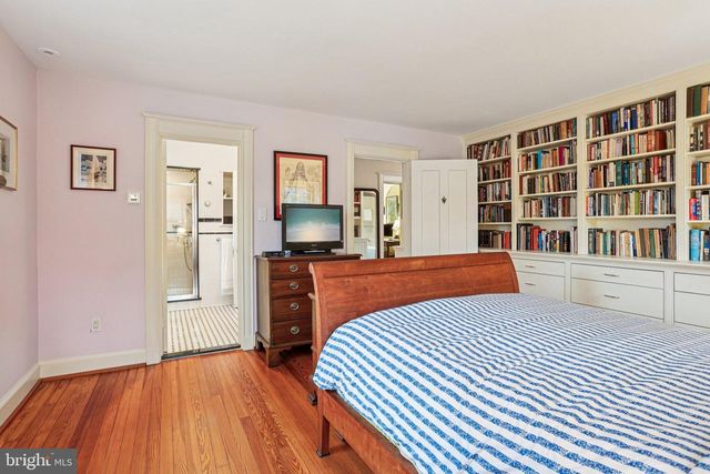 8720 PROSPECT AVE, Philadelphia, PA 19118