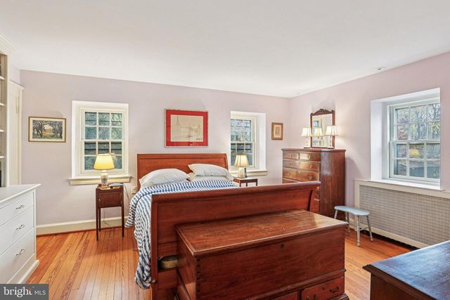 8720 PROSPECT AVE, Philadelphia, PA 19118