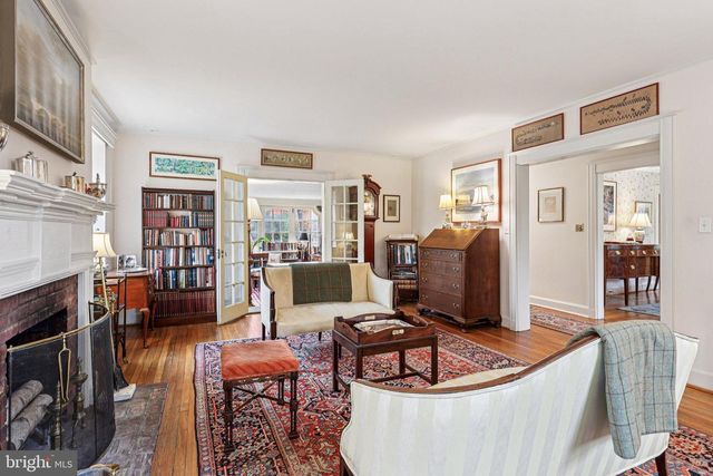 8720 PROSPECT AVE, Philadelphia, PA 19118