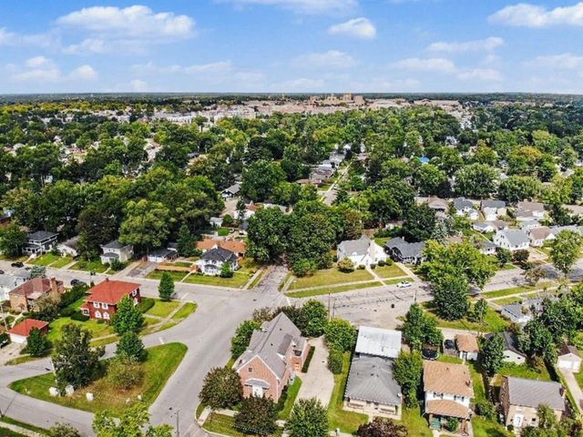 330 N Sunnyside Avenue, South Bend, IN 46617