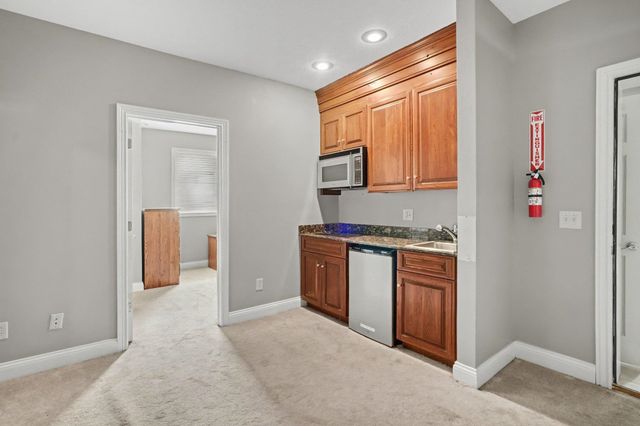 330 N Sunnyside Avenue, South Bend, IN 46617