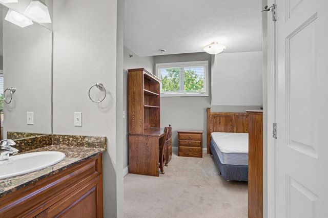 330 N Sunnyside Avenue, South Bend, IN 46617