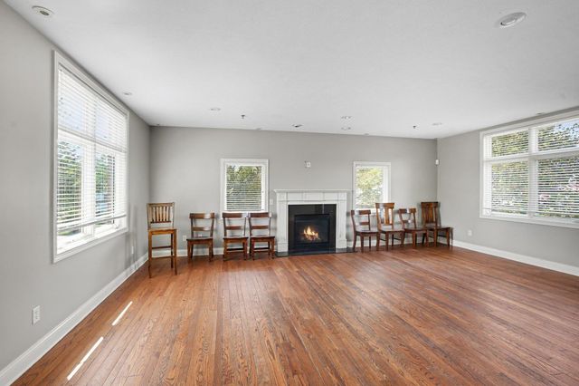 330 N Sunnyside Avenue, South Bend, IN 46617
