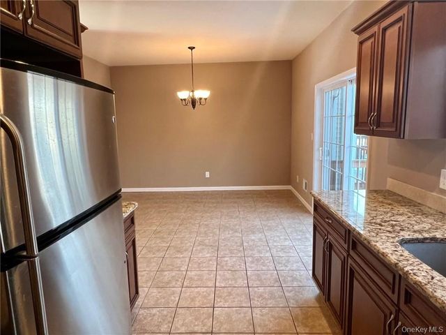 8 Seeley Bull Street 120, Monroe, NY 10950