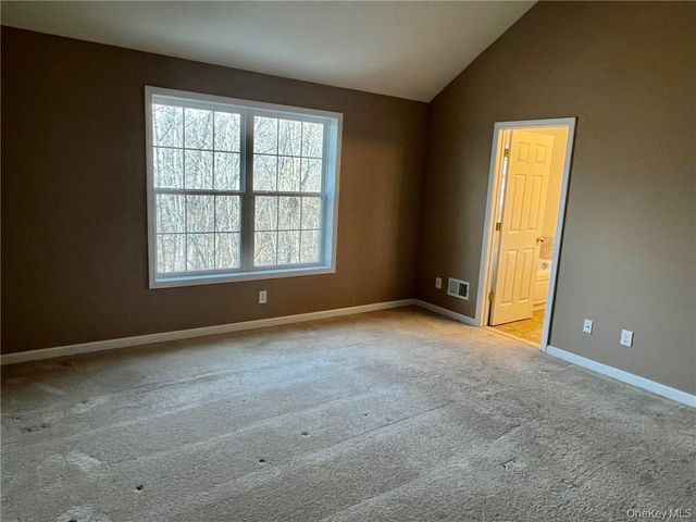 8 Seeley Bull Street 120, Monroe, NY 10950