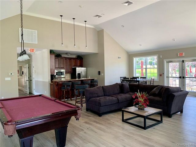 8 Seeley Bull Street 120, Monroe, NY 10950