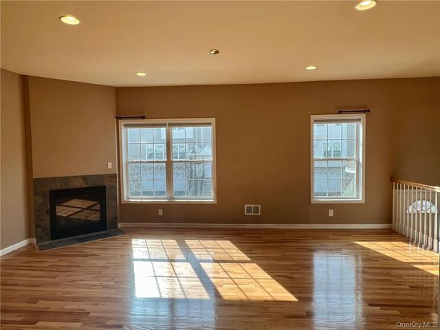 8 Seeley Bull Street 120, Monroe, NY 10950
