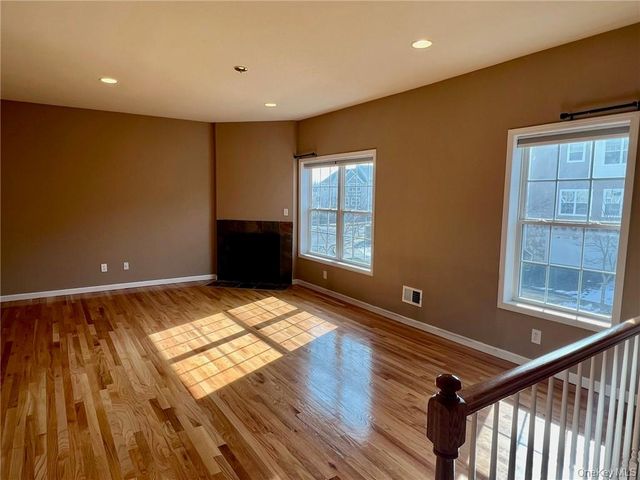 8 Seeley Bull Street 120, Monroe, NY 10950