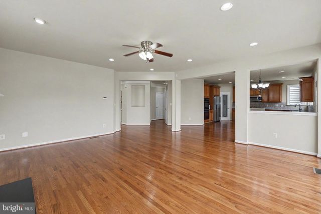 42047 PEPPERBUSH PL, Aldie, VA 20105