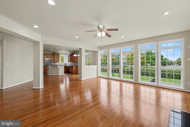 42047 PEPPERBUSH PL, Aldie, VA 20105