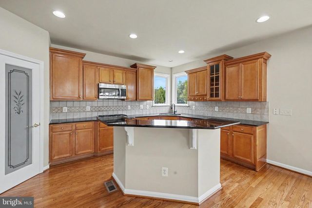 42047 PEPPERBUSH PL, Aldie, VA 20105