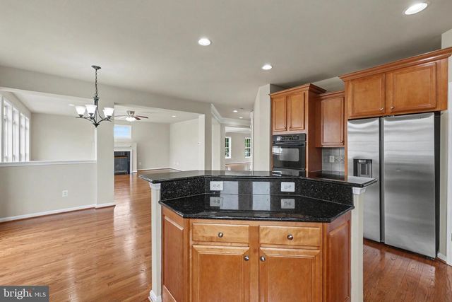 42047 PEPPERBUSH PL, Aldie, VA 20105