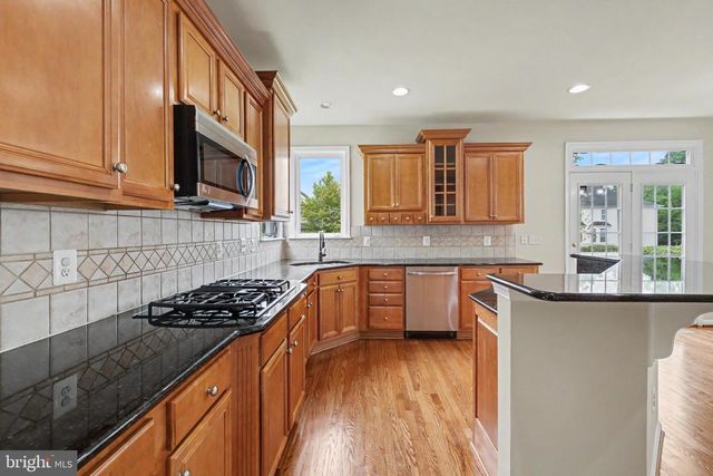 42047 PEPPERBUSH PL, Aldie, VA 20105