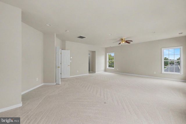 42047 PEPPERBUSH PL, Aldie, VA 20105