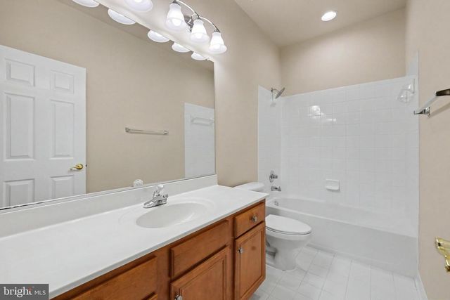 42047 PEPPERBUSH PL, Aldie, VA 20105