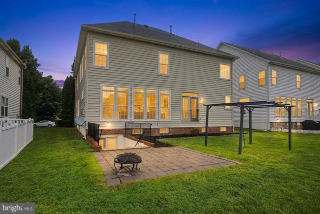 42047 PEPPERBUSH PL, Aldie, VA 20105