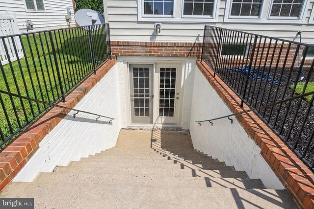 42047 PEPPERBUSH PL, Aldie, VA 20105
