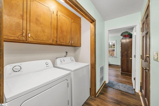 315 Five Forks Road, Simpsonville, SC 29681