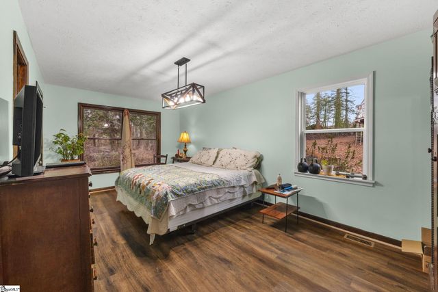 315 Five Forks Road, Simpsonville, SC 29681