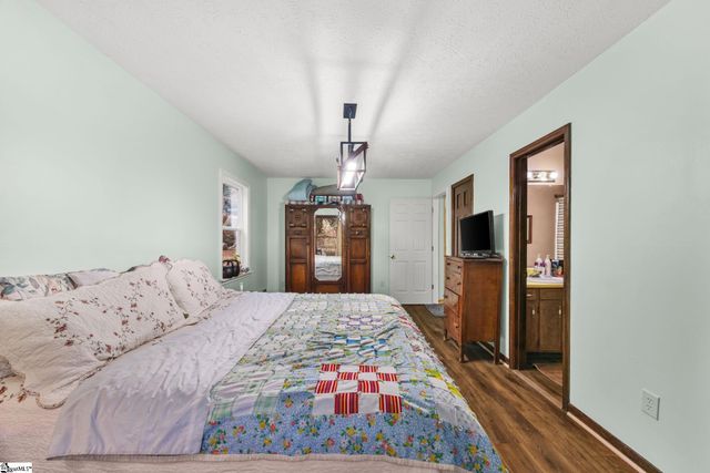 315 Five Forks Road, Simpsonville, SC 29681