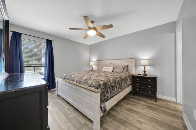 13151 Walden Road 119, Montgomery, TX 77356