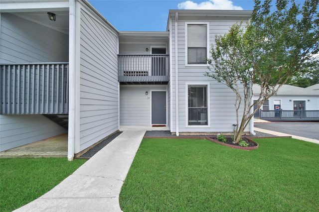 13151 Walden Road 119, Montgomery, TX 77356