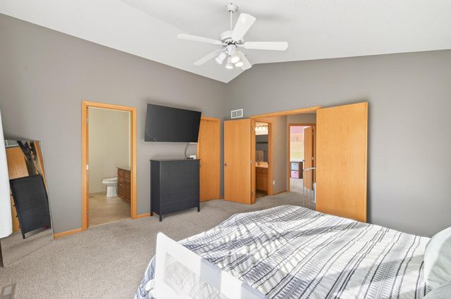 14825 39th Avenue N, Plymouth, MN 55446