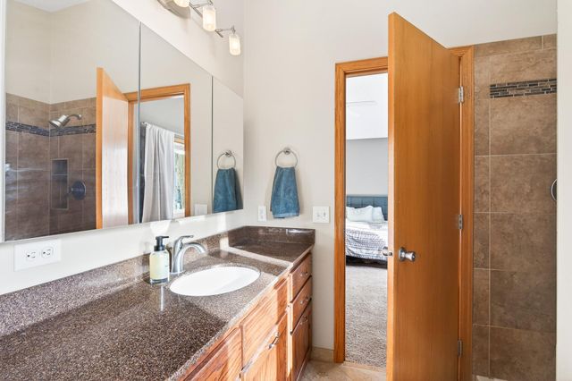 14825 39th Avenue N, Plymouth, MN 55446