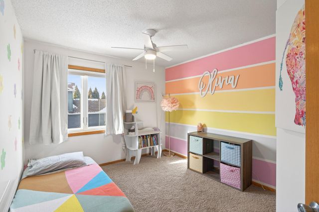 14825 39th Avenue N, Plymouth, MN 55446