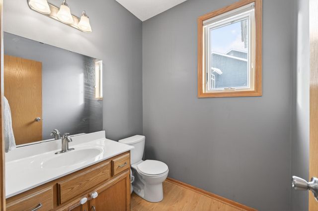 14825 39th Avenue N, Plymouth, MN 55446